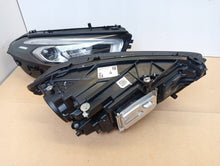 Laden Sie das Bild in den Galerie-Viewer, Frontscheinwerfer Mercedes-Benz W177 1779064703 LED Rechts oder Links SCH8530063270bl