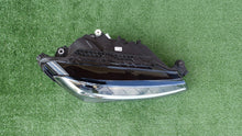 Laden Sie das Bild in den Galerie-Viewer, Frontscheinwerfer Skoda Superb III 3V1941016D LED Rechts Scheinwerfer Headlight SCH2668203673fa