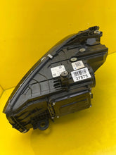 Load image into Gallery viewer, Frontscheinwerfer Mercedes-Benz W206 A2069068104 LED Rechts Headlight SCH7844431370uq