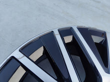 Laden Sie das Bild in den Galerie-Viewer, 1x Alufelge 19 Zoll 8.0" 5x112 38ET Glanz Schwarz A2534014900 Mercedes-Benz Glc FEL5699819768mn