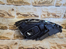 Laden Sie das Bild in den Galerie-Viewer, Frontscheinwerfer Mercedes-Benz W176 A1769069000KOD Rechts Headlight SCH4837837853xz