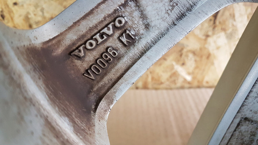 1x Alufelge 17 Zoll 7.0" 5x108 50ET 31341739 Volvo S60 S80 V60 V70 Rim Wheel