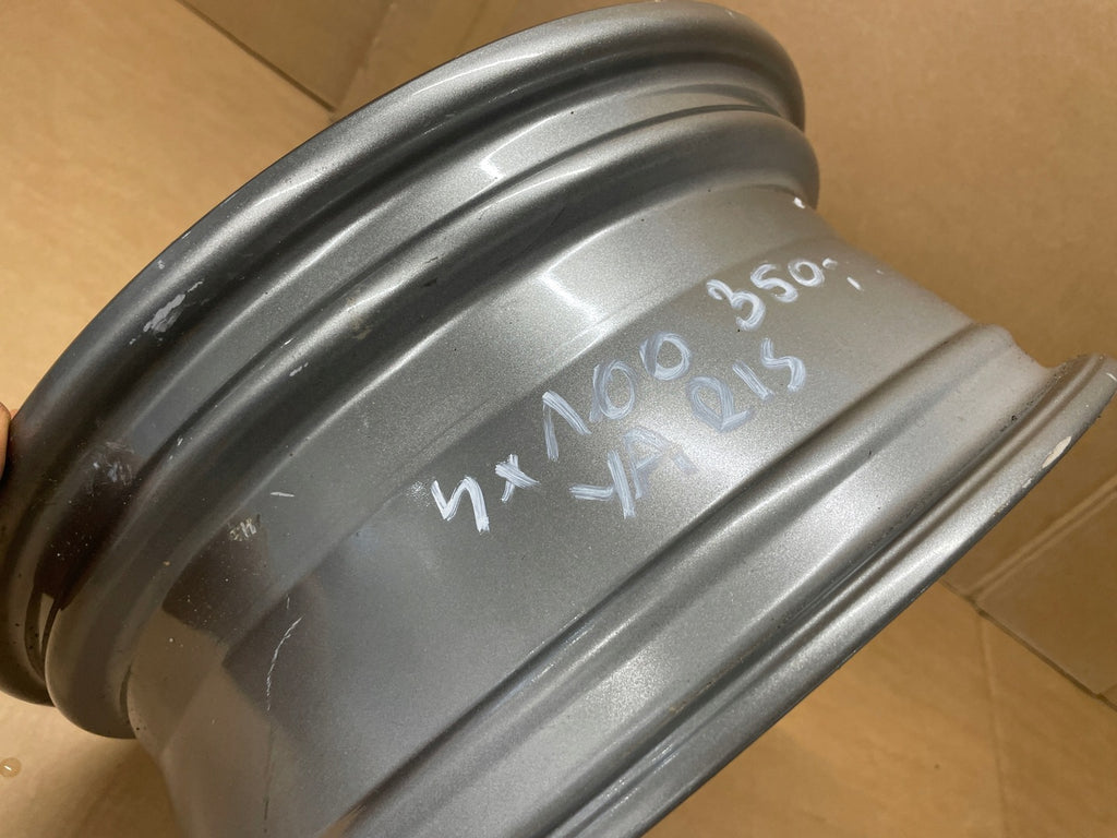 1x Alufelge 16 Zoll 6.0" 4x100 42611-0DC70 Toyota Yaris Rim Wheel