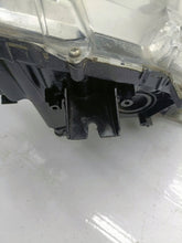 Laden Sie das Bild in den Galerie-Viewer, Frontscheinwerfer Mitsubishi Pajero I Sport II 8301A877 Links Headlight SCH1393163052vy