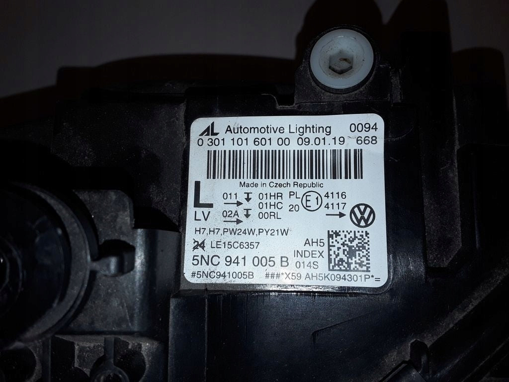 Frontscheinwerfer VW Tiguan 5NG941005B Links Scheinwerfer Headlight SCH2957590581oj