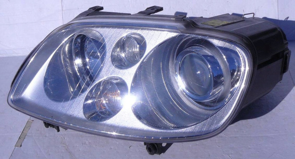 Frontscheinwerfer VW Touran 1T0941031 Xenon Links Scheinwerfer Headlight SCH7824882820pz