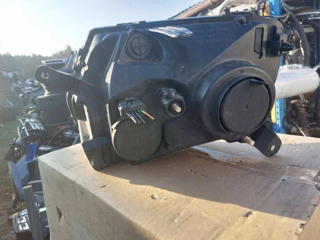 Frontscheinwerfer Dacia Duster 260107466R Rechts Scheinwerfer Headlight