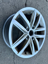 Load image into Gallery viewer, 1x Alufelge 16 Zoll 6.5" 5x112 5G0601025CS VW I Rim Wheel FEL6126144873vp