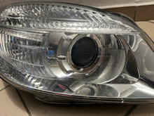 Laden Sie das Bild in den Galerie-Viewer, Frontscheinwerfer Skoda Fabia II Rechts Scheinwerfer Headlight