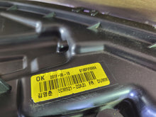 Laden Sie das Bild in den Galerie-Viewer, Frontscheinwerfer Mitsubishi Outlander III ECM921-22A20 Rechts Headlight