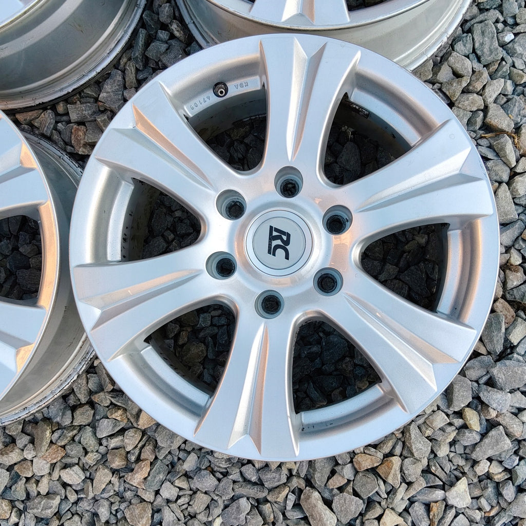 4x Alufelge 17 Zoll 7.0" 6x139.7 50ET Glanz Silber Rim Wheel FEL9581347555jy