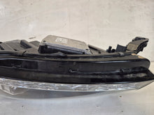 Laden Sie das Bild in den Galerie-Viewer, Frontscheinwerfer Skoda Fabia III 6V1941015 85122000 LED Links Headlight SCH2456858138fq