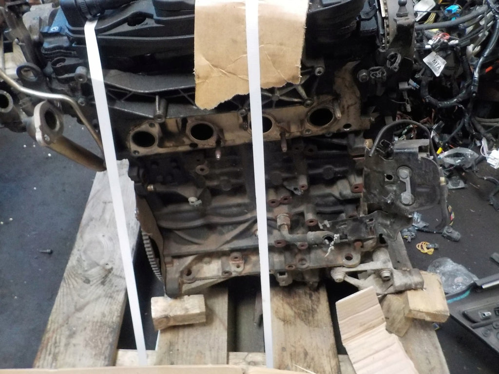 Motor Audi A4 B8 03L103469L FP3 038109111E V600 2.0 TDI Diesel Engine Unkomplett