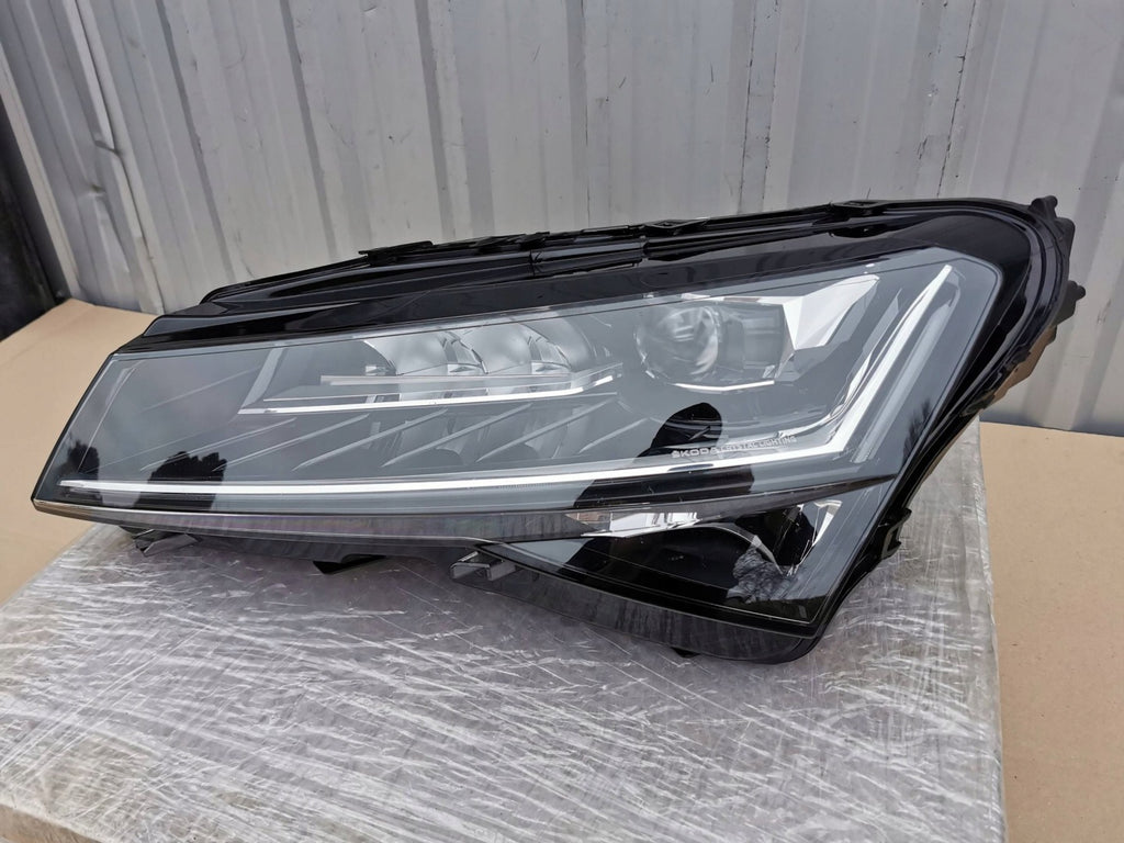 Frontscheinwerfer Skoda Superb III 3V1941015DBAX Links Scheinwerfer Headlight SCH7991290360kp