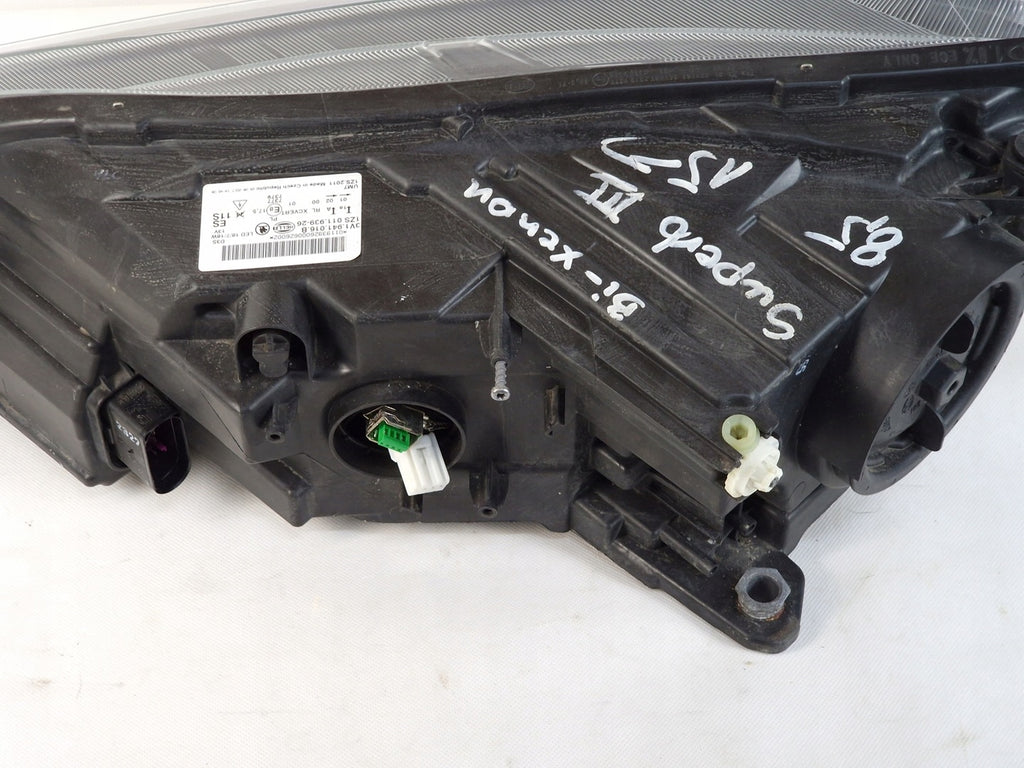 Frontscheinwerfer Skoda Superb III 3V1941016B Xenon Rechts Headlight