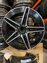 Laden Sie das Bild in den Galerie-Viewer, 1x Alufelge 18 Zoll 7.5" 5x112 A2064011700 Mercedes-Benz W206 Rim Wheel FEL6489855643uk