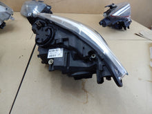 Laden Sie das Bild in den Galerie-Viewer, Frontscheinwerfer BMW 1 F21 F20 722967207 Rechts Scheinwerfer Headlight SCH4486266174sg