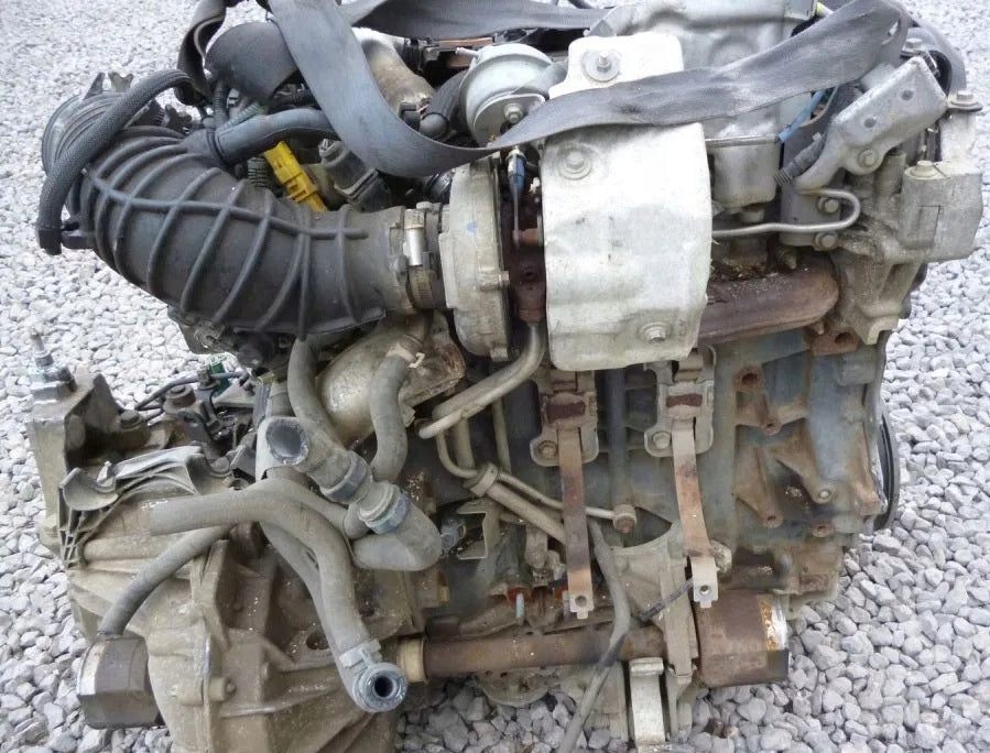 Motor Renault Laguna III M9RP814 2.0 DCI 162TKm 2001 Diesel Engine Unkomplett