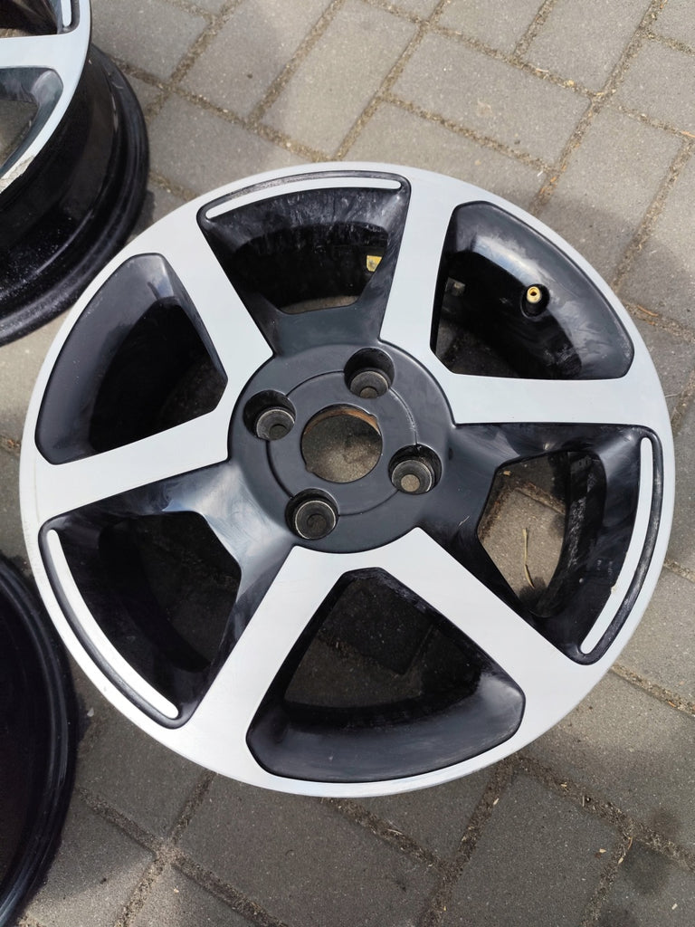 1x Alufelge 15 Zoll 5.5" 4x110 Glanz Silber 403000684R Renault Twingo I FEL3726088782xh
