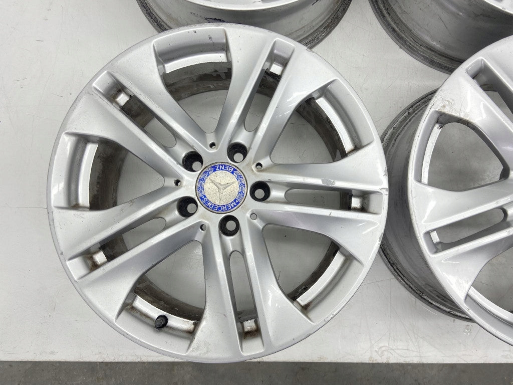 4x Alufelge 17 Zoll 7.5" 5x112 45ET Glanz Silber A2074010602 Mercedes-Benz W204 FEL9535507222ht