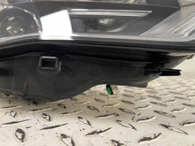Laden Sie das Bild in den Galerie-Viewer, Frontscheinwerfer Audi A3 8V0941006AF Rechts Scheinwerfer Headlight SCH1369786073xh