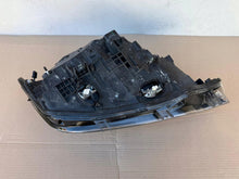 Laden Sie das Bild in den Galerie-Viewer, Frontscheinwerfer BMW F30 F31 8739565 8492468 LED Ein Satz Headlight SCH6273628842ss