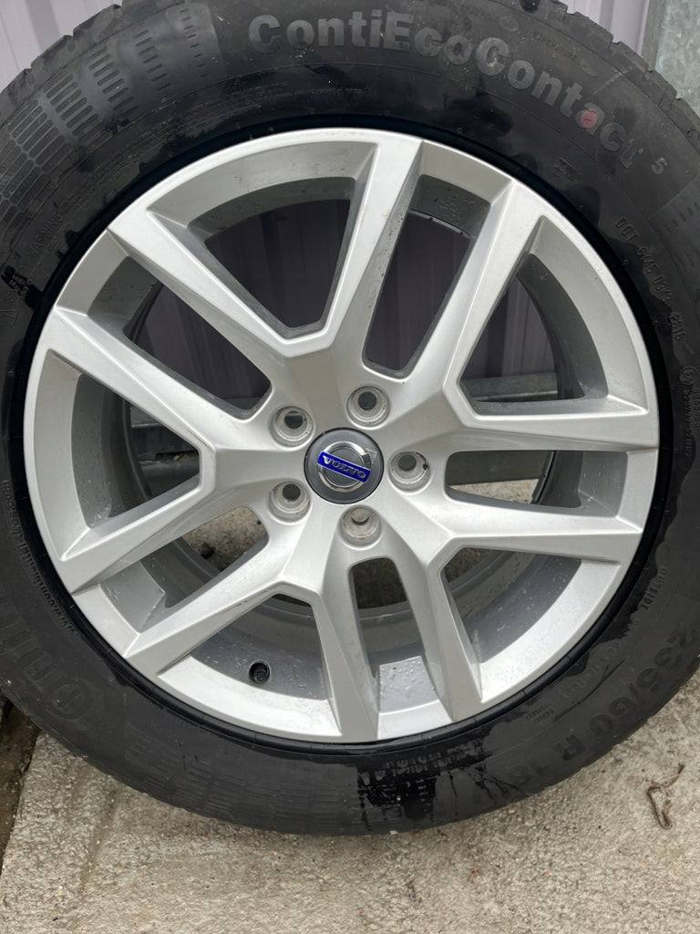 1x Alufelge 18 Zoll 7.5" 5x108 55ET Glanz Silber 31445568 Volvo I Rim Wheel FEL3113532908zr
