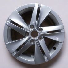 Load image into Gallery viewer, 1x Alufelge 16 Zoll 7.0&quot; 5x112 48ET Silber 5H0601025K6 VW Golf Viii Rim Wheel