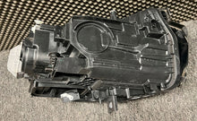 Laden Sie das Bild in den Galerie-Viewer, Frontscheinwerfer Mercedes-Benz Eqa A2439068900 1EY2623 01577901Q05ZGS004 Links SCH8702848886ti