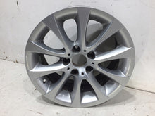 Load image into Gallery viewer, 1x Alufelge 17 Zoll 8.0" 5x120 34ET Glanz Silber 6768854 BMW 1 Rim Wheel FEL5333070673qf