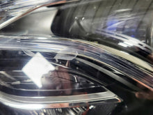 Laden Sie das Bild in den Galerie-Viewer, Frontscheinwerfer Mercedes-Benz W213 A2139061804 LED Rechts Headlight SCH6666003474gf