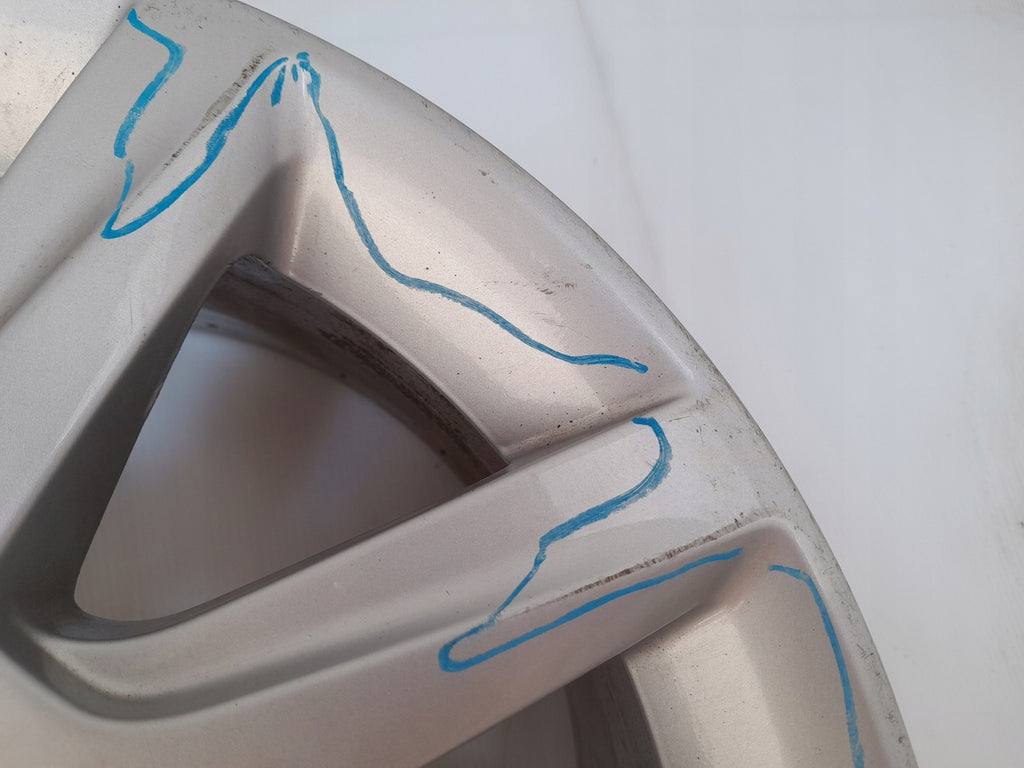 1x Alufelge 16 Zoll 7.0" 5x112 40ET Glanz Silber 3R0601025 Seat Rim Wheel