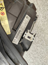 Laden Sie das Bild in den Galerie-Viewer, Frontscheinwerfer BMW E91 E90 7161668 Xenon Rechts Scheinwerfer Headlight SCH6231350354nh