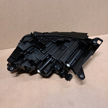Laden Sie das Bild in den Galerie-Viewer, Frontscheinwerfer Skoda Enyaq 5LB941016A LED Rechts Scheinwerfer Headlight SCH2841723870oz