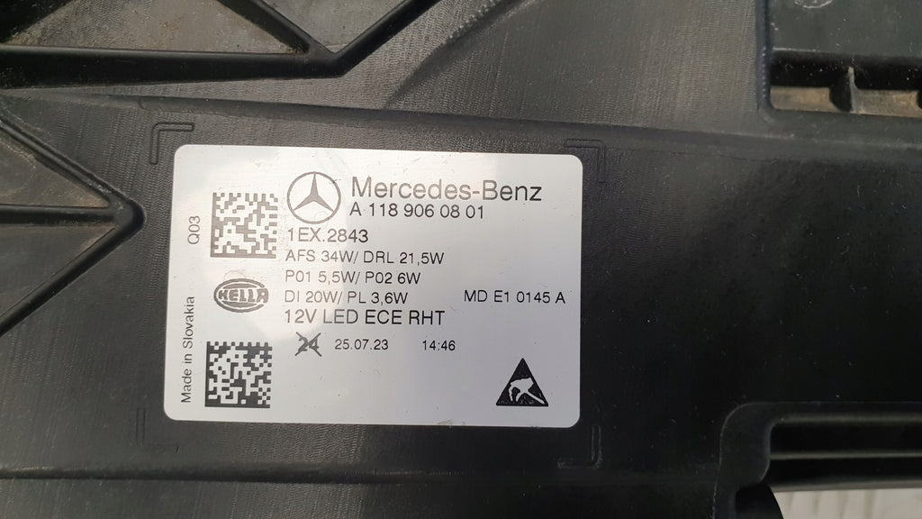 Frontscheinwerfer Mercedes-Benz Cla A1189060801 A1189060701 Ein Satz Headlight SCH2947900205rh