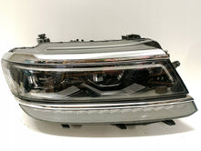 Laden Sie das Bild in den Galerie-Viewer, Frontscheinwerfer VW Tiguan Allspace 5NN941082C LED Rechts Headlight