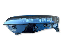 Laden Sie das Bild in den Galerie-Viewer, Frontscheinwerfer Renault Megane E-Tech 260601764 Links Scheinwerfer Headlight SCH4701476287lp
