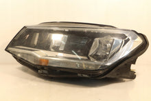Load image into Gallery viewer, Frontscheinwerfer VW Caddy III 2K1941005B Links Scheinwerfer Headlight SCH4364961572ki