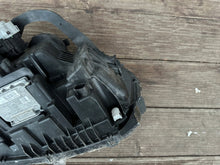 Load image into Gallery viewer, Frontscheinwerfer Citroën C5 III 9689037880 Xenon Links Scheinwerfer Headlight