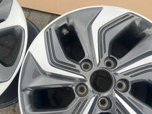 Load image into Gallery viewer, 1x Alufelge 16 Zoll 6.5&quot; 5x114.3 52910-CM100-422 Hyundai Kona Rim Wheel