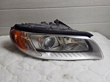 Load image into Gallery viewer, Frontscheinwerfer Volvo V70 S80 31214348 Xenon Rechts Scheinwerfer Headlight SCH2381425902qn
