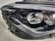 Laden Sie das Bild in den Galerie-Viewer, Frontscheinwerfer Mercedes-Benz Cla A1189068300 A1189068400 Ein Satz Headlight SCH2992526744rl
