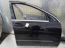 Laden Sie das Bild in den Galerie-Viewer, Tür Mercedes-Benz W251 Vorne Rechts Schwarz Door Porta Porte