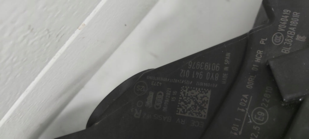 Frontscheinwerfer Audi A3 8Y0941012 Rechts Scheinwerfer Headlight