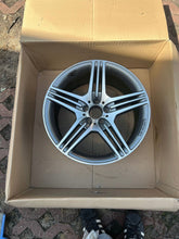 Load image into Gallery viewer, 1x Alufelge 19 Zoll A2194013502 Mercedes-Benz Cls C219 Rim Wheel FEL7170925027pm