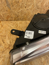Laden Sie das Bild in den Galerie-Viewer, Frontscheinwerfer BMW X5 F15 7317105AI08 Xenon Links Scheinwerfer Headlight SCH9365312880qa