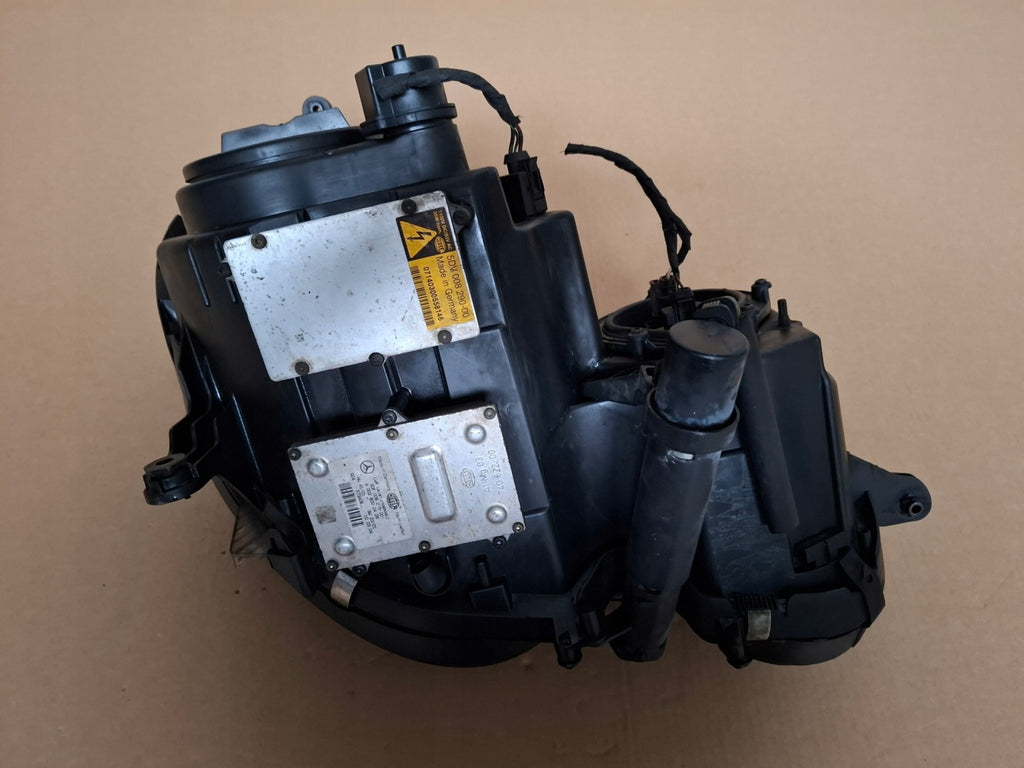Frontscheinwerfer Mercedes-Benz W211 Xenon Ein Stück (Rechts oder Links) SCH4976179093fm