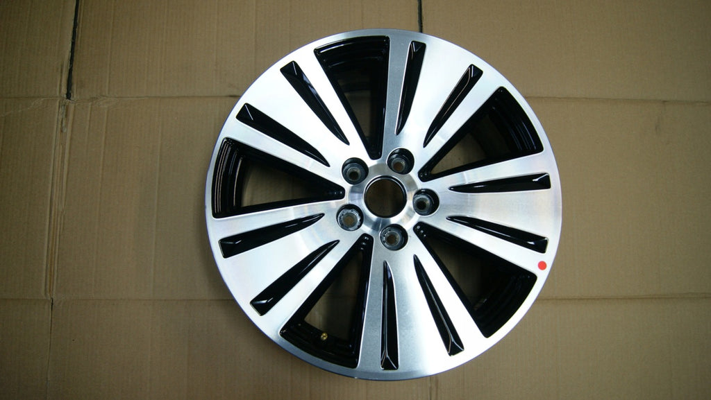1x Alufelge 18 Zoll 7.0" 5x114.3 45ET Glanz Silber 52910-3W710 Kia I Rim Wheel FEL9350242126or