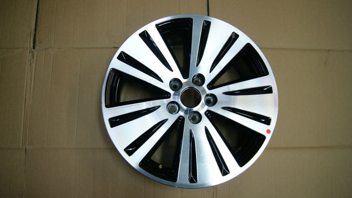 1x Alufelge 18 Zoll 7.0" 5x114.3 45ET Glanz Silber 52910-3W710 Kia I Rim Wheel FEL9350242126or