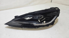 Laden Sie das Bild in den Galerie-Viewer, Frontscheinwerfer Tesla Model 3 1760588-00-E Links Scheinwerfer Headlight